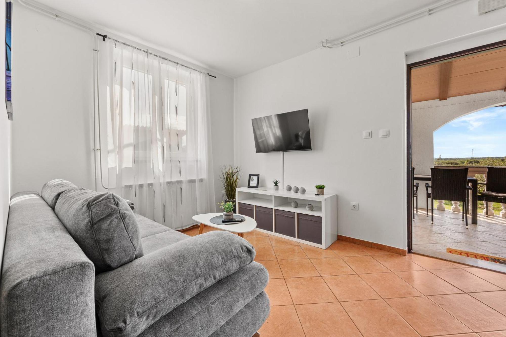 Apartment Danica Valtura エクステリア 写真